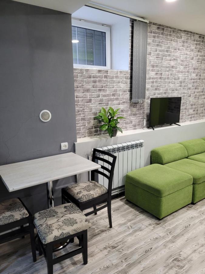 Дом 33 Возле Клиники Астхик Villa Jerevan Exteriör bild