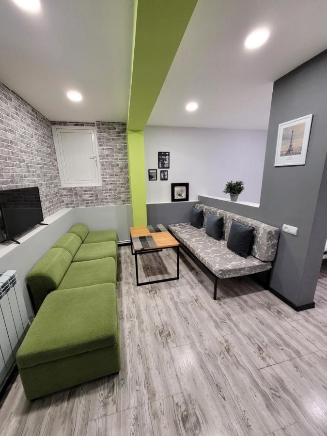Дом 33 Возле Клиники Астхик Villa Jerevan Exteriör bild